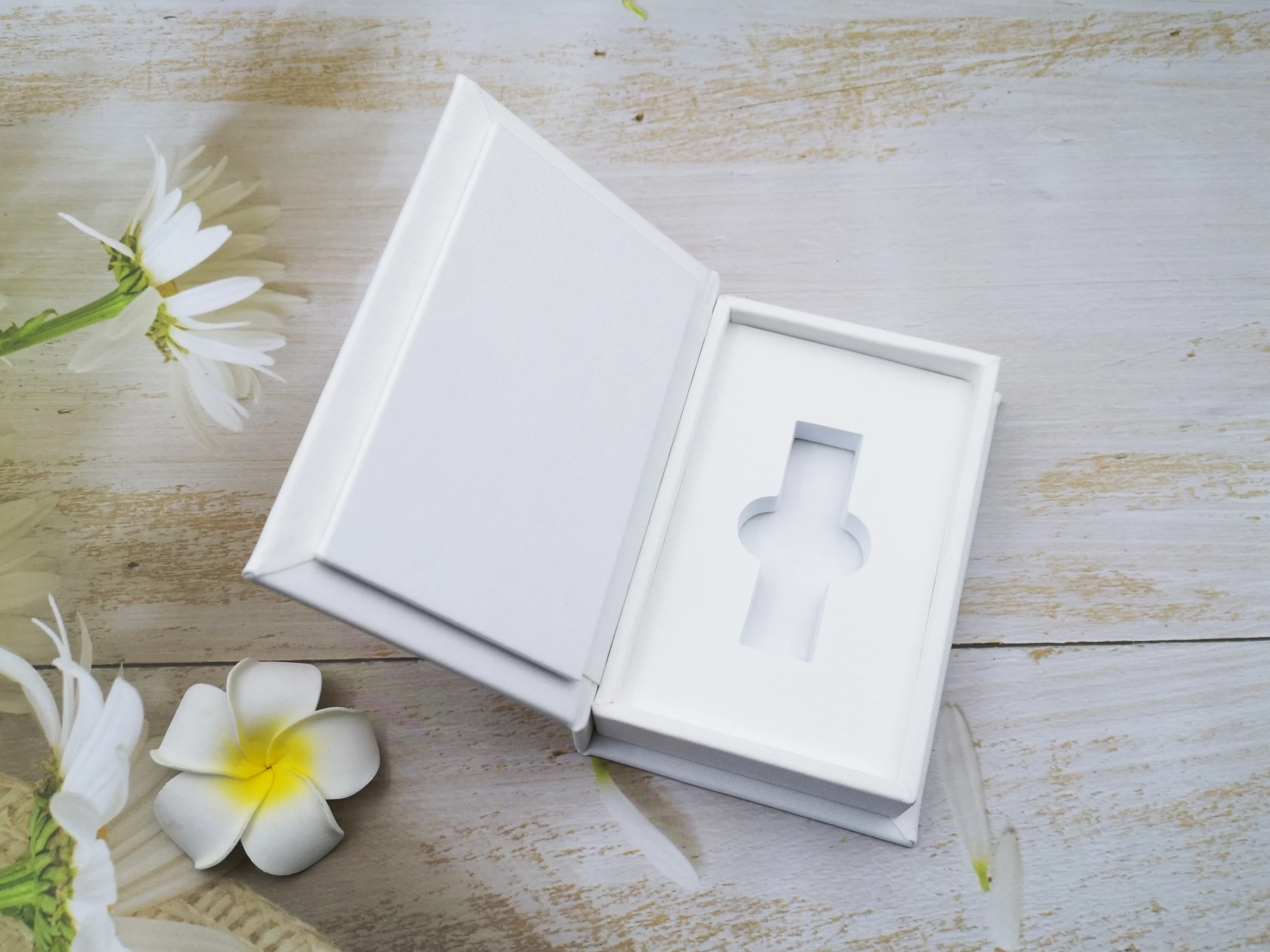 OEM Book Shape Special Paper Wedding Foto USB Linen Box  Gift Photograph Presentation Gift Box Crystal USB Flash Drives Boxs