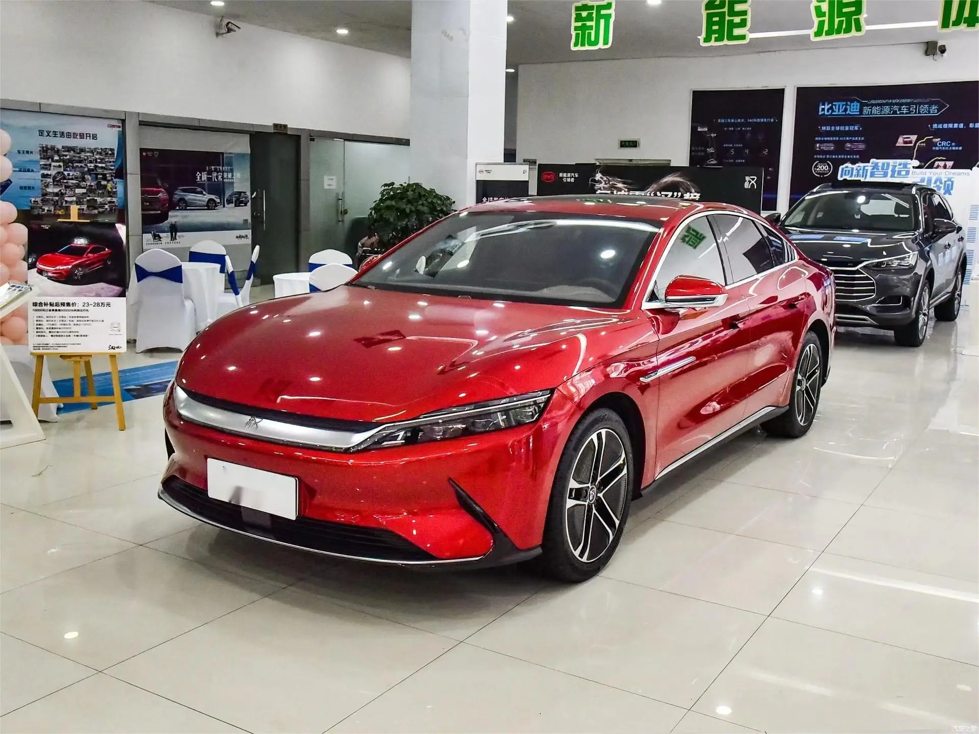 BYD Han 610 км 4WD тысяча гор нефрит Ограниченная серия 5 сидений новые энергопотребляемые автомобили высокоскоростной 0 б/у автомобиль
