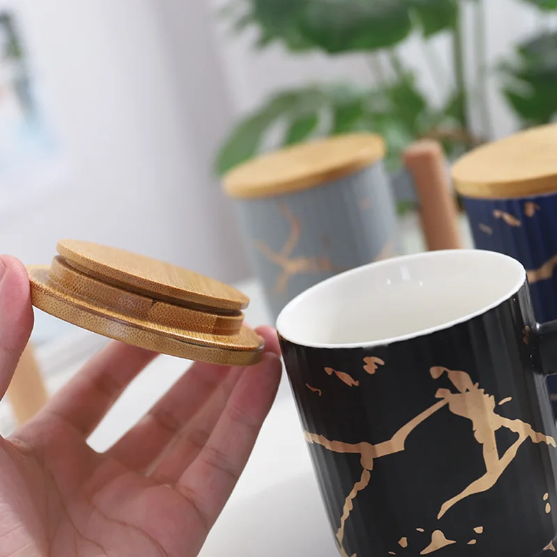 
personalized ceramic mug wholesale customized porcelain tea mug with wooden handle and Infuser tea ceramic coffee cup with lid 