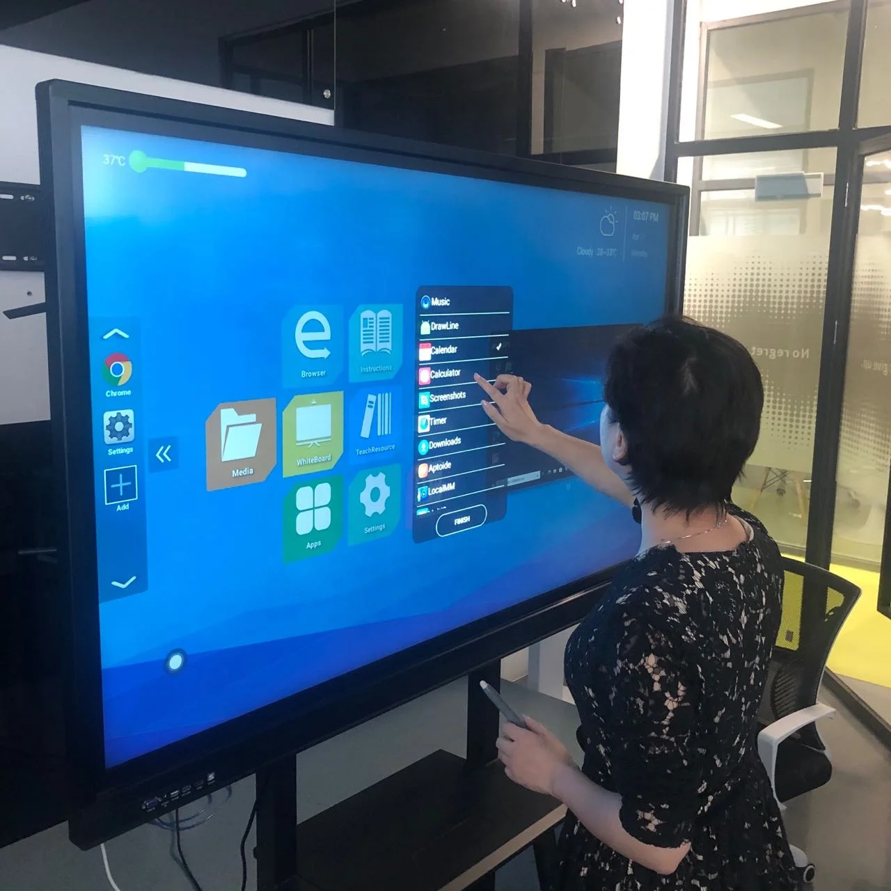 Poling 33 to 98 Inch Interactive White Board Touch Screen Interactive Electronic Digital Interactive Smart Board For Classroom