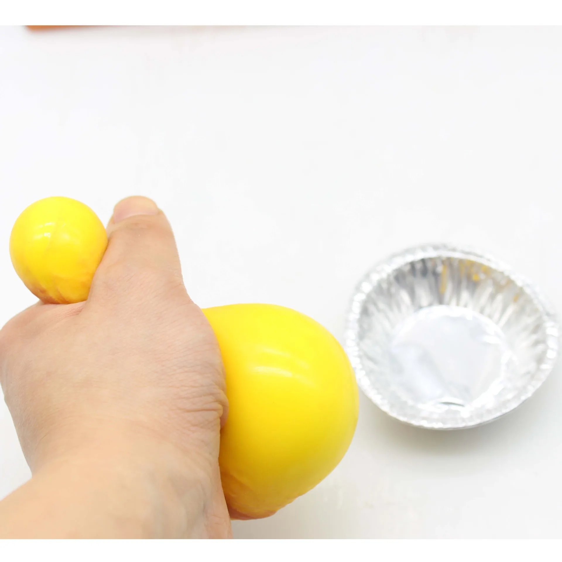 Vent Egg Tart Squeeze Pinch Pinch Fun Small Toy Creative Decompression Flour Egg Tart Fun Play
