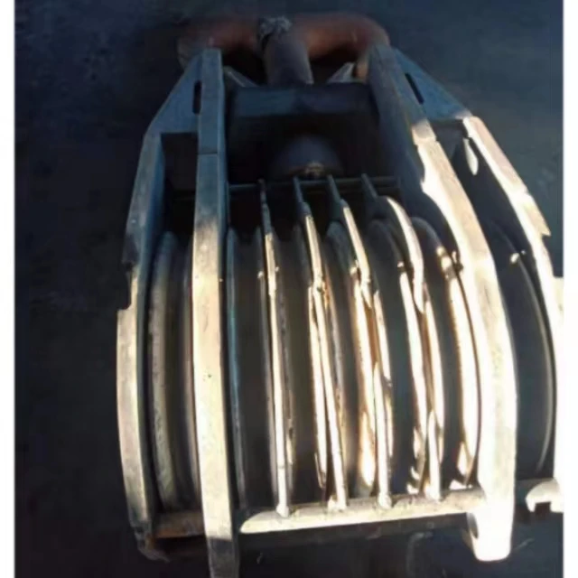 Used Crane Spare Parts  Liebherr Crane  Hook Hydraulic Valve