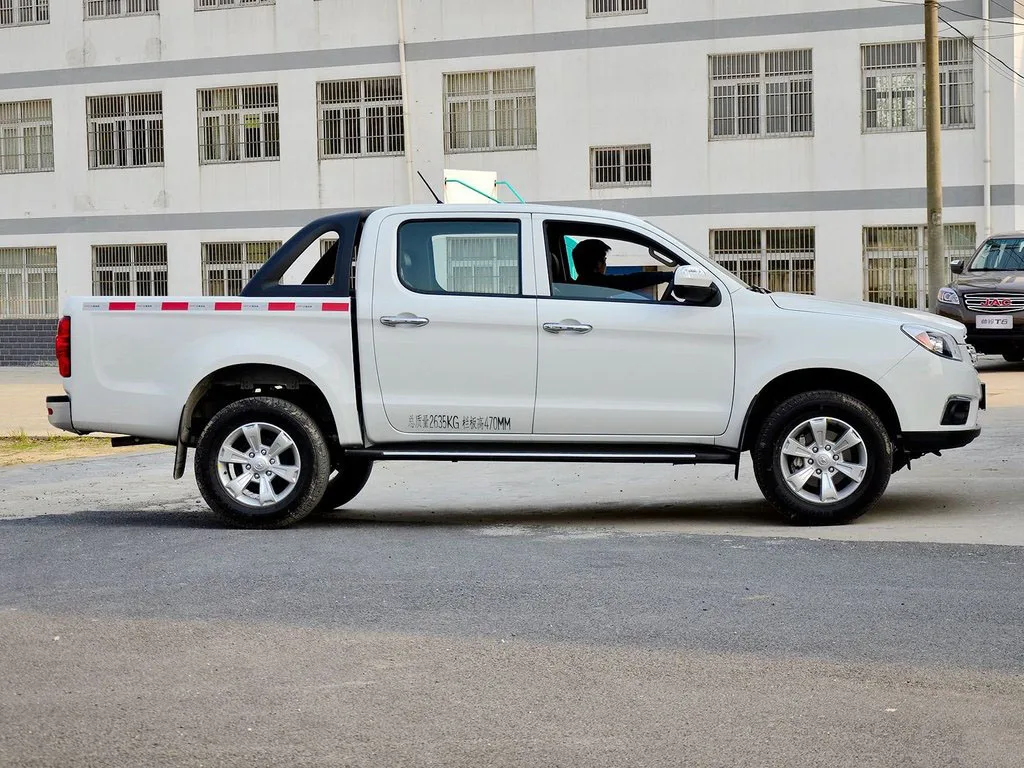 JAC T6 4*4 Euro6 pickup truck on sale With Good Price