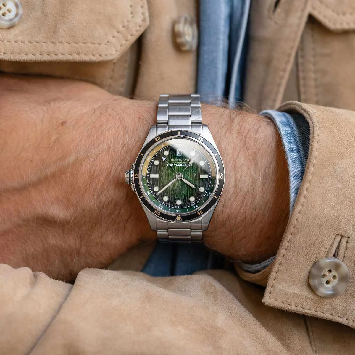 40MM Men`s GMT Custom Design Watches ,Unidirectional Rotating Bezel Powered By Japan Miyota 9075 Movement