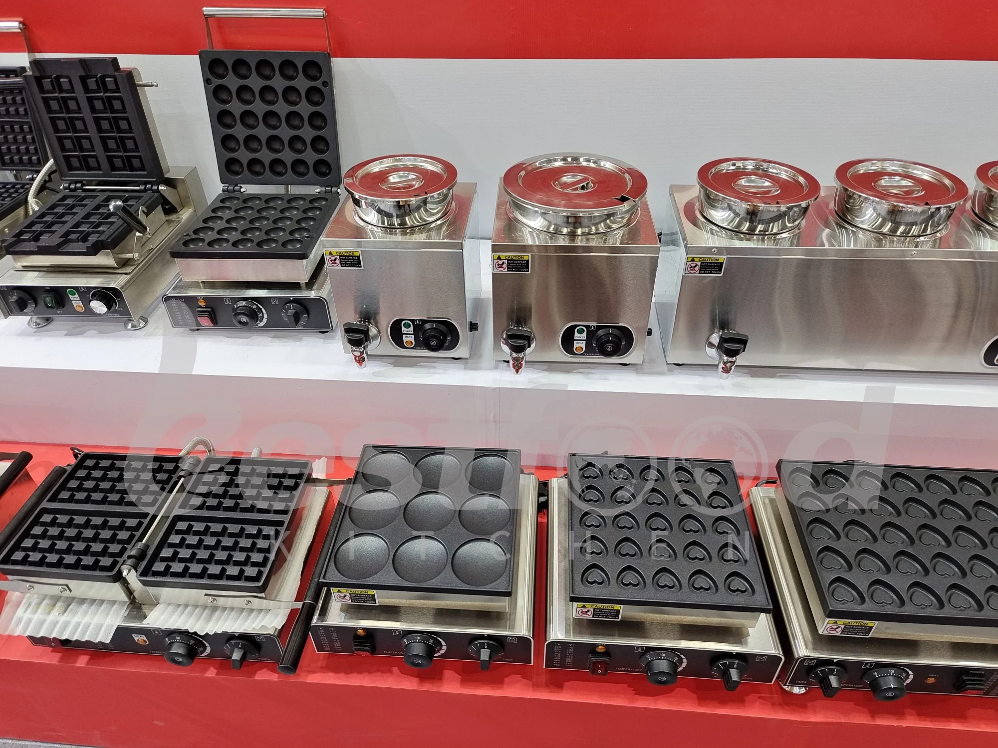 Commercial Non Stick Egg Waffle Maker Waffle Iron Bubble Cartoon Waffle With 6pcs For Kids