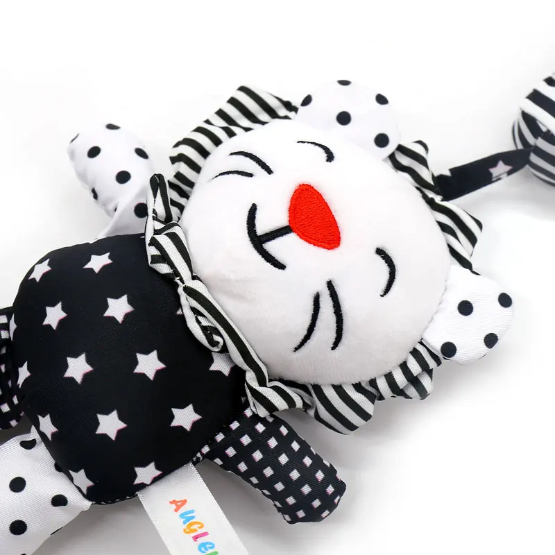 Wholesale Soft Hanging Crinkle Squeaky Learning Infant Newborn Stroller Car Seat Crib Travel Activity animal ringing toy