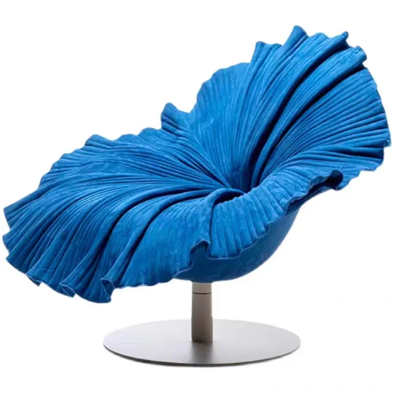 Italian Design Luxury Soft Chair Modern Velvet Petal Armchair for Living Room Furniture