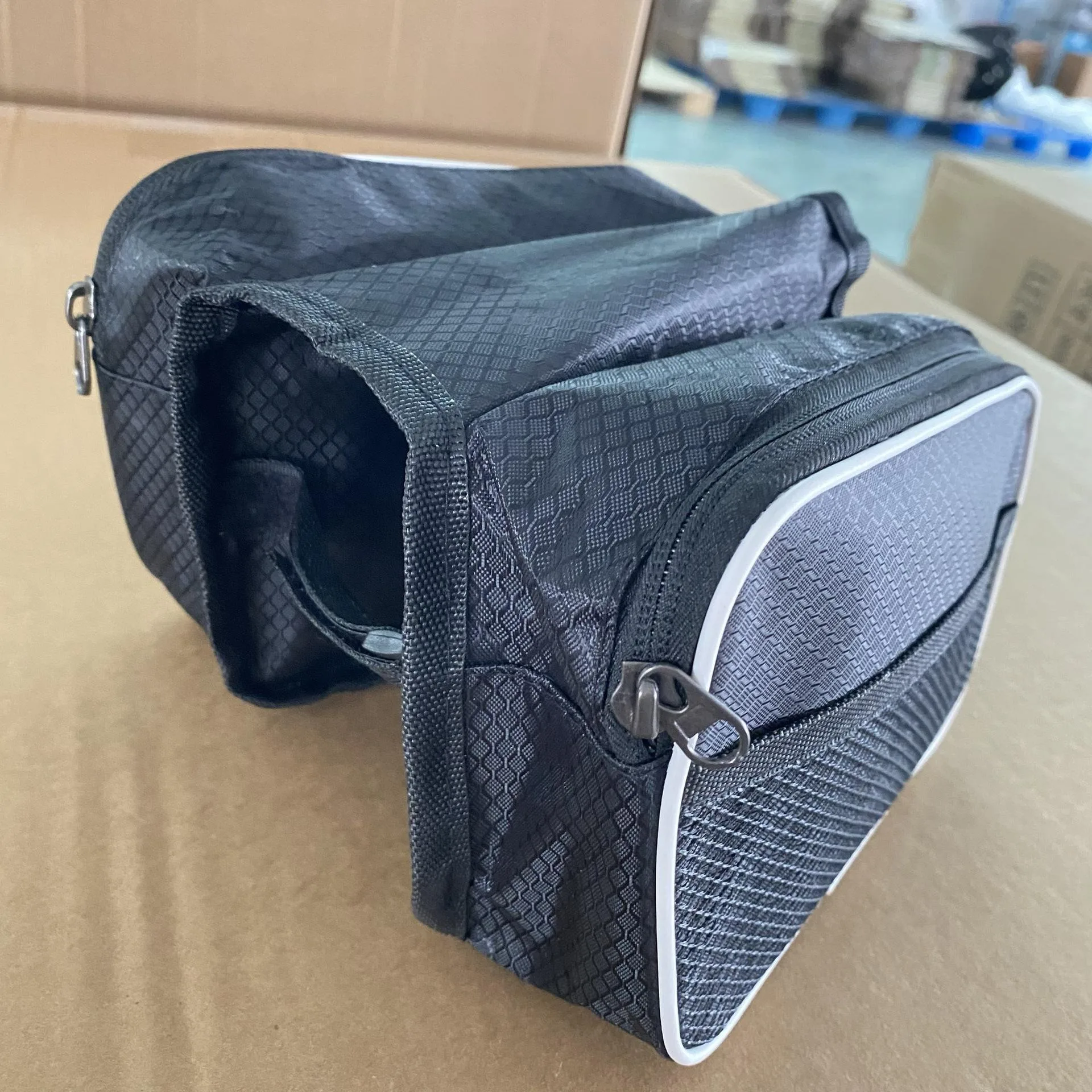 Customized Frame Direct Factory Custom Outdoor Waterproof Motorcycle Bike Bicycle Handlebar Storage Bag Front Cycling Frame Bags