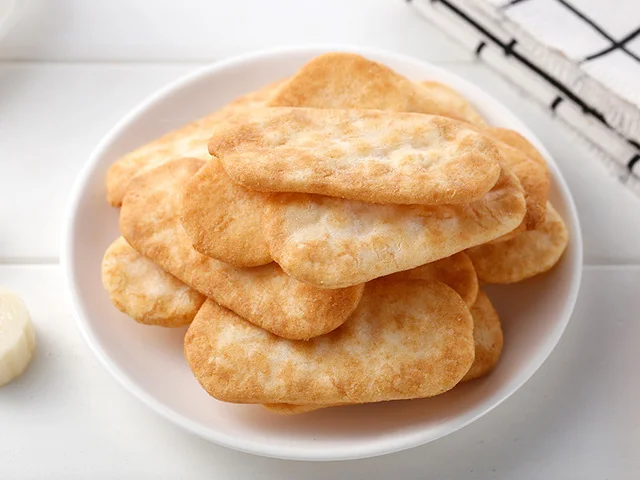 Китайская еда хрустящие и перцевые вкусы рис арахис