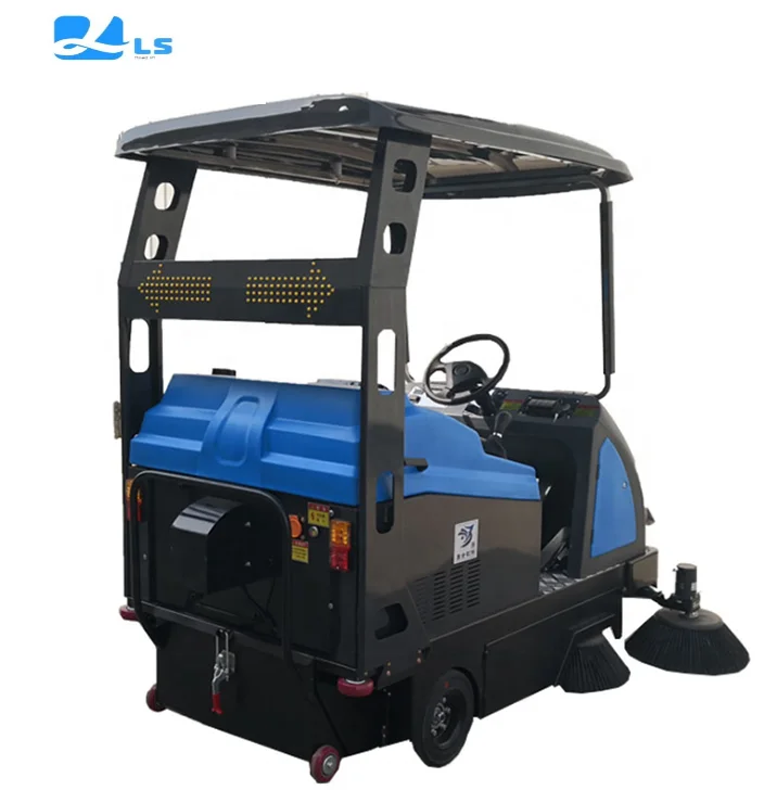 Multi functional car sweeper Community property fog gun sweeper Workshop cleaning electric sweeper