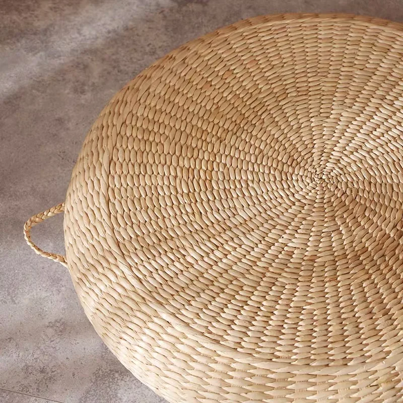 2022 hot selling Eco-friendly Ottoman Straw seagrass woven poufs for the living room