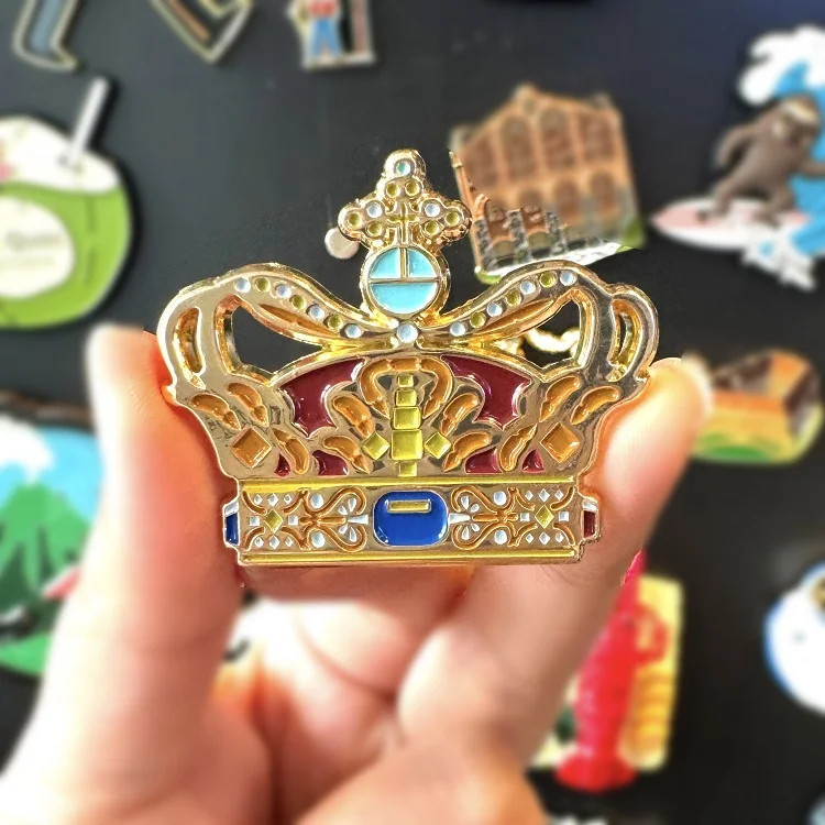 Souvenir Collectible UK Design Metal Countries Kings Guard Soft Enamel Gold Various Custom Fridge Magnet For Gifts