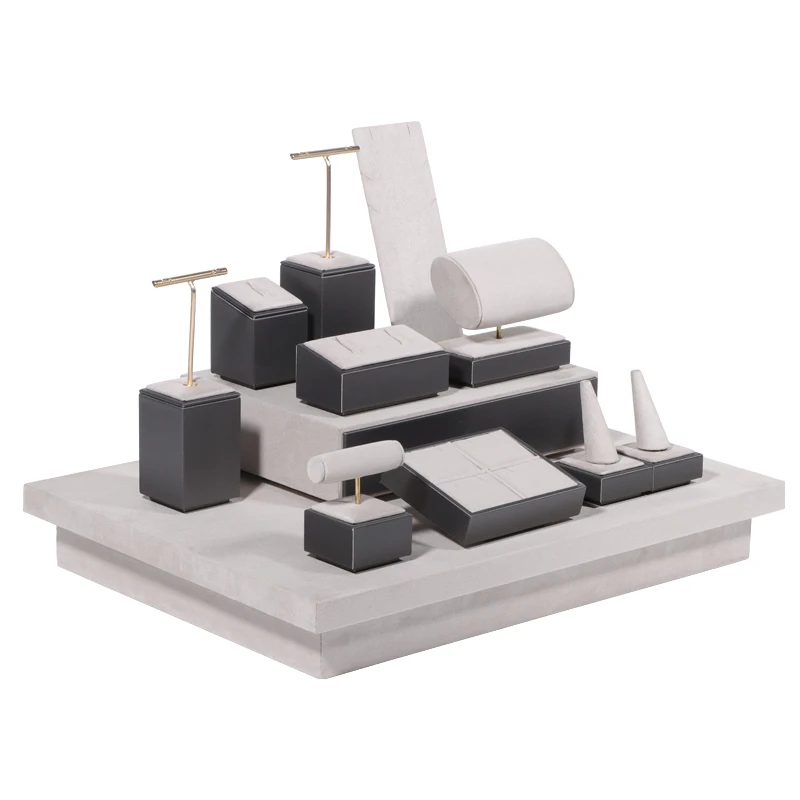 ROMI luxury wholesale jewelry displays and packaging necklace display bust for sale