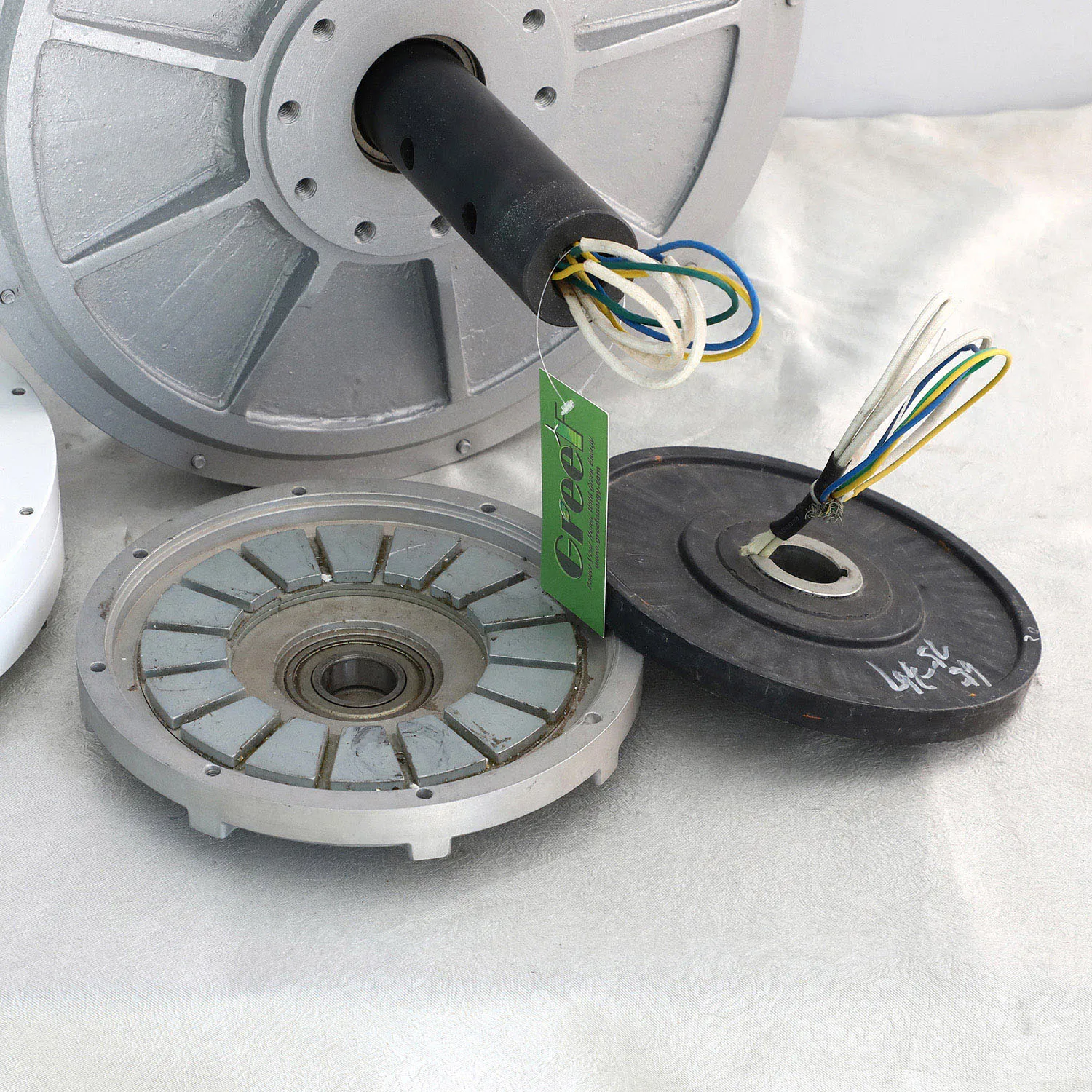 Outer Rotor/Inner Rotor Axial Flux Coreless Generator 3KW 5KW 100RPM 150RPM Low Noisy Low Weight  Permanent Magnet Generator