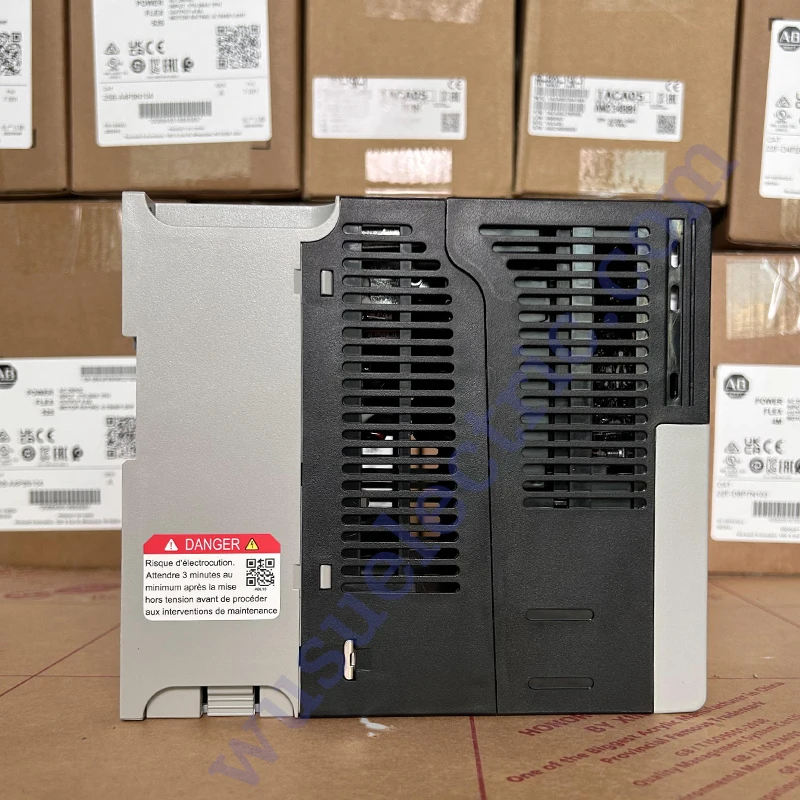 25B-A4P8N104 PowerFlex 525 AC Drive with Embedded EtherNet/IP 0.75KW IP20 NEMA 25B-A4P8N104