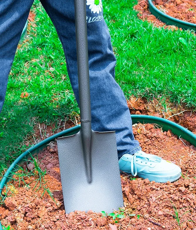 Digging steel spade shovel head with carbon steel handle garden tool Pointed shovel Spade