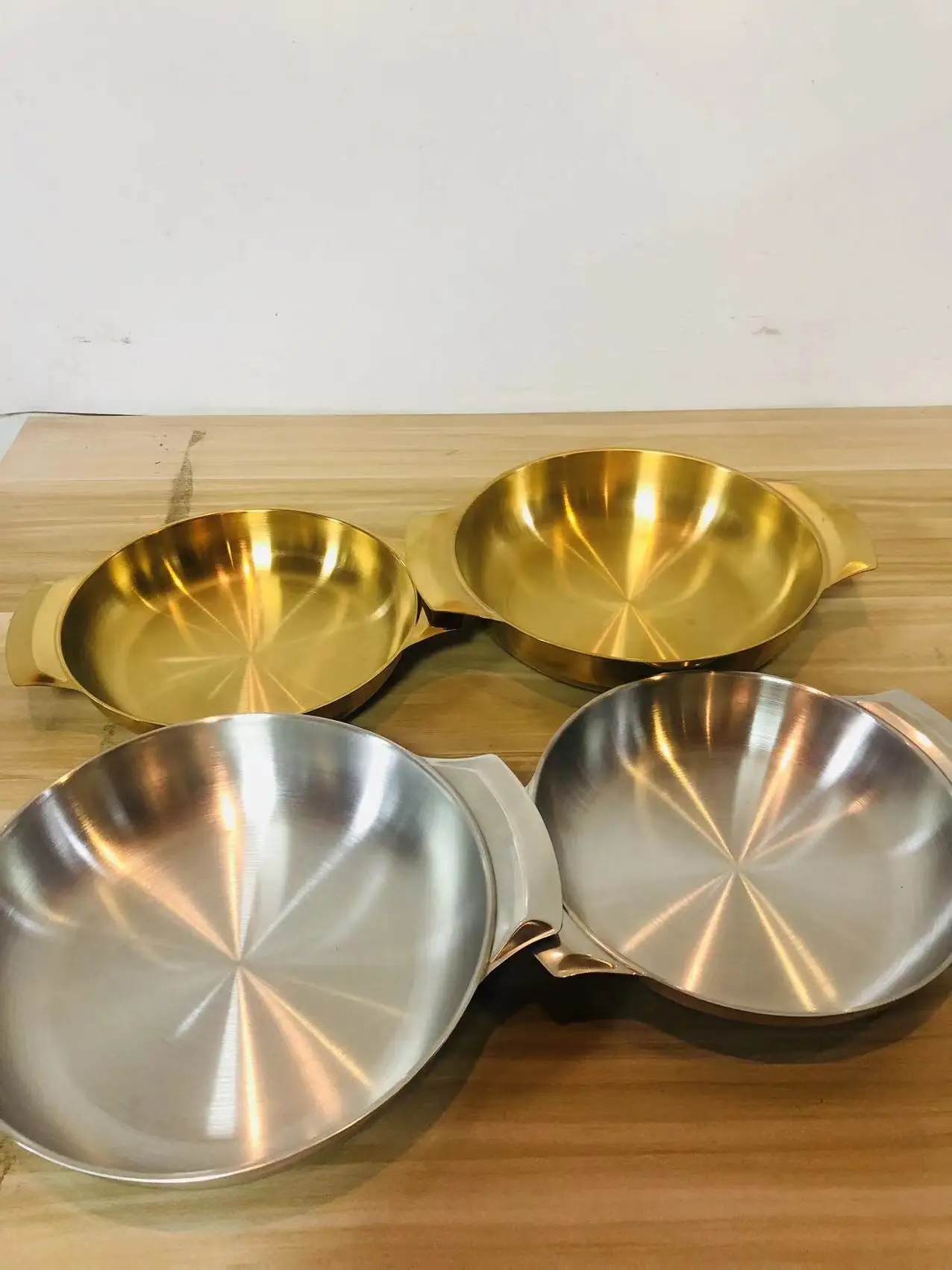 Korean Style Gold Barbecue Plate  Fresh Fruit Plate Family Dinner Table Setting Set Luxury Tableware Stainless Steel Plate