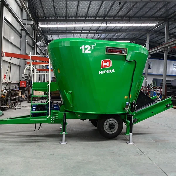 TMR Livestock Feed Mixer Silage Grass Chopper Machine TMR Cattle Camel Sheep Forage Cattle Feed Mixer Machine TMR