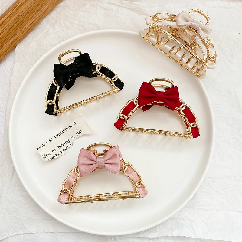 Wholesale Multi Type Metal Hair Sectioning Clips Beaded Pearl&Rhinestone Accessories for Women Luxury Clip Hair Accessories