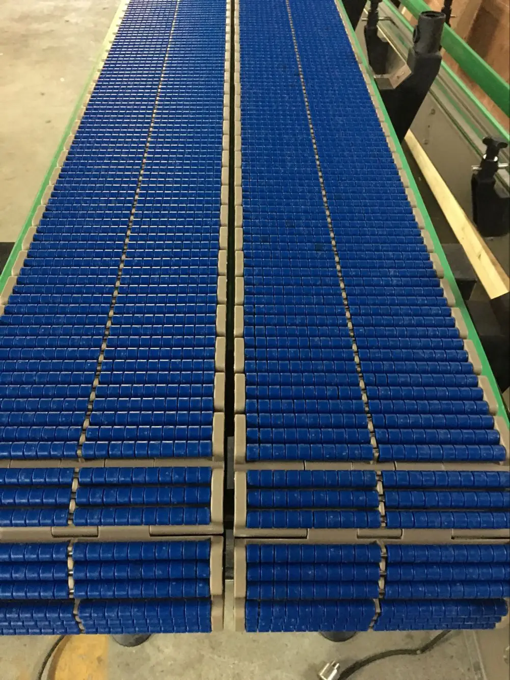 Custom heavy duty ball double hinged straight chains roller top plastic table lbp conveyor chain