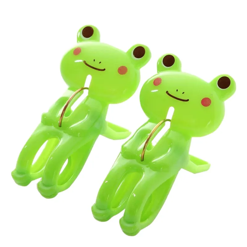 Factory supply 2pcs/set DCP-19  Plastic Baby Clothes Pegs