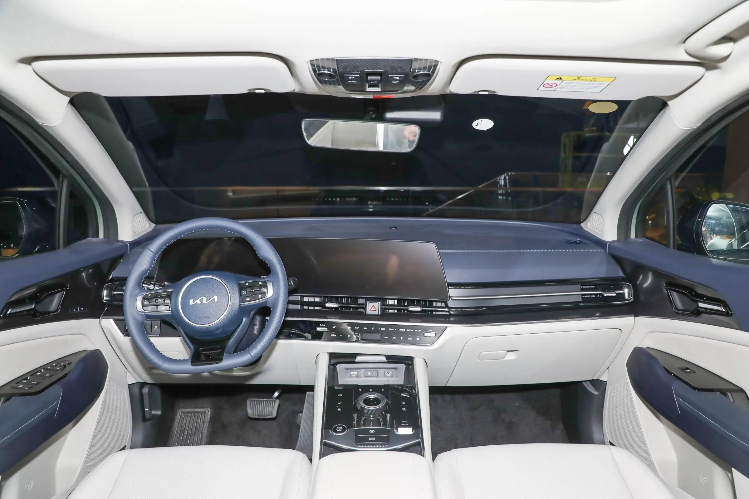 China Car kia sportage Customized exclusive color schemes 5-door 5-seater SUV 236 horsepower Good Quality from china