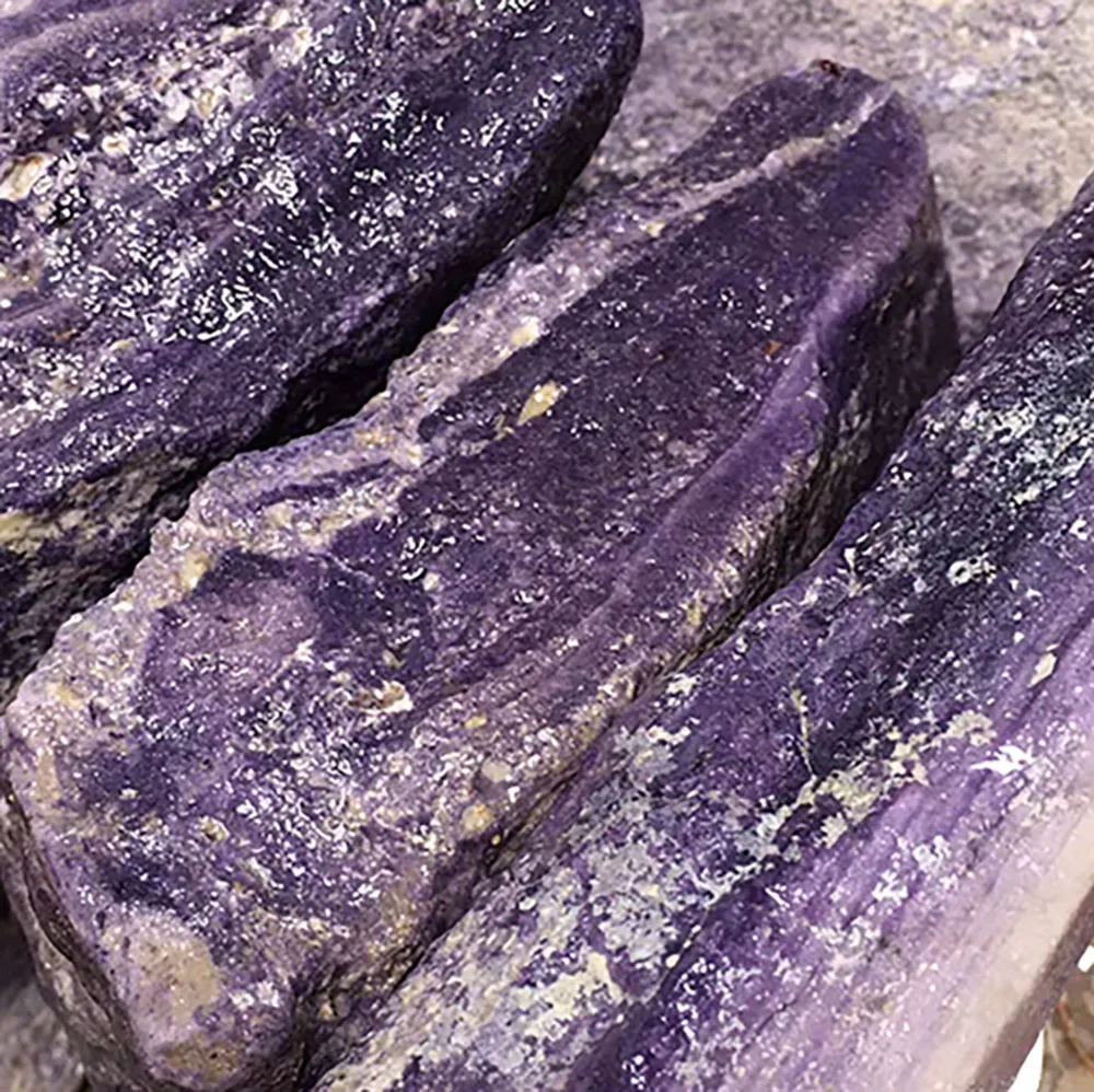 Natural jade raw stone wholesale high quality purple jade rough stone for sale