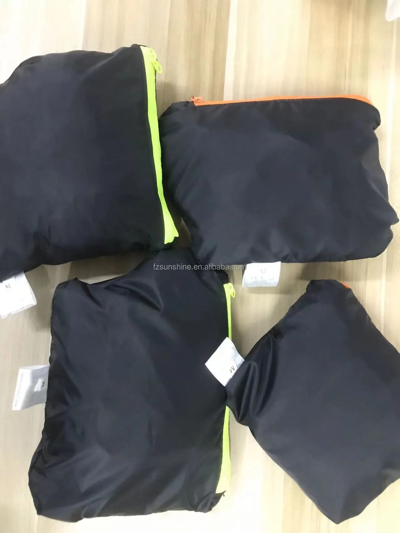 pocket rain coat waterproof Lightweight Hooded jacket pants custom reusable pocket raincoat with pocket