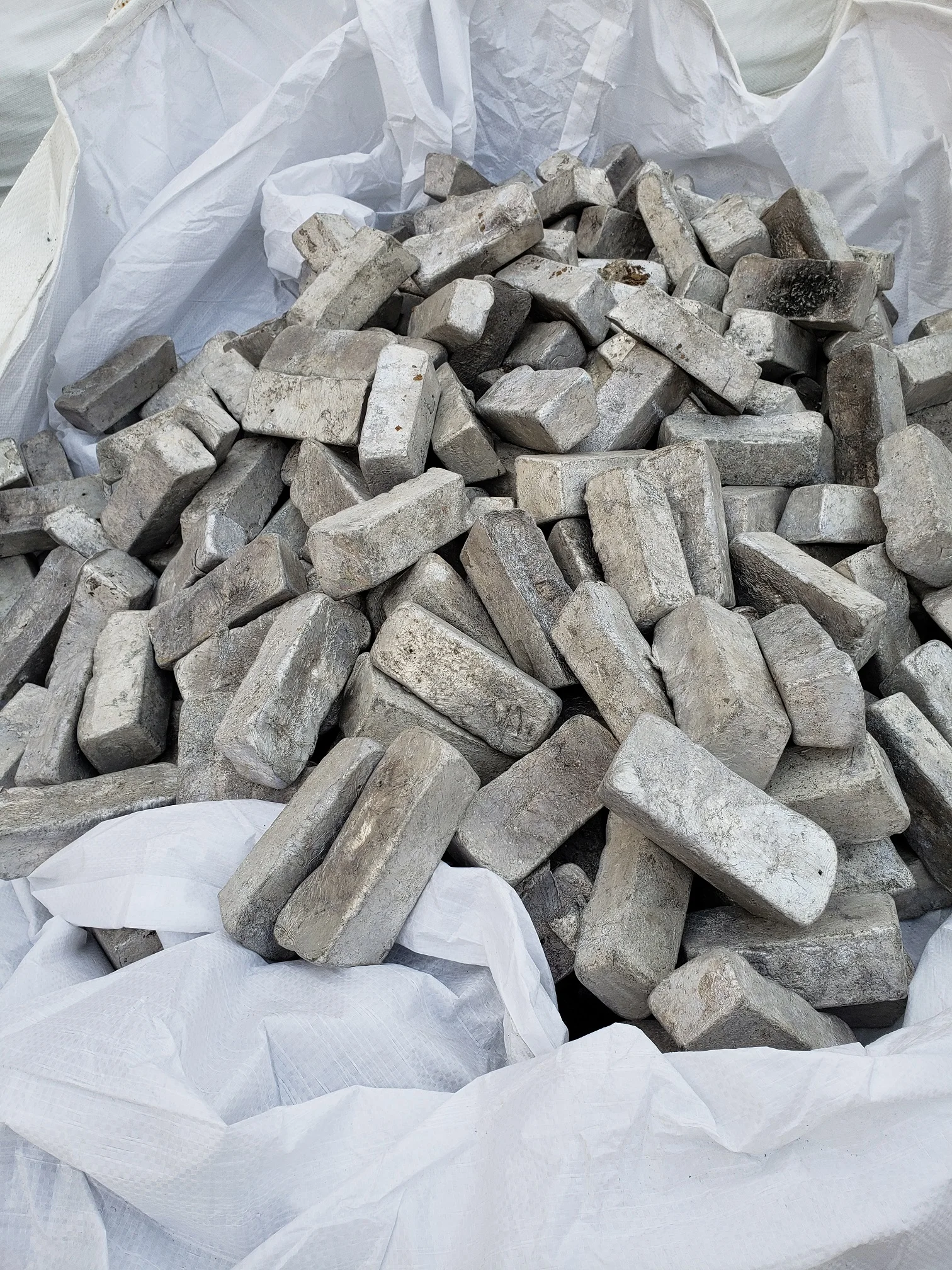 Pure Magnesium Ingot Super Quality pure Magnesium Ingot 99.9%