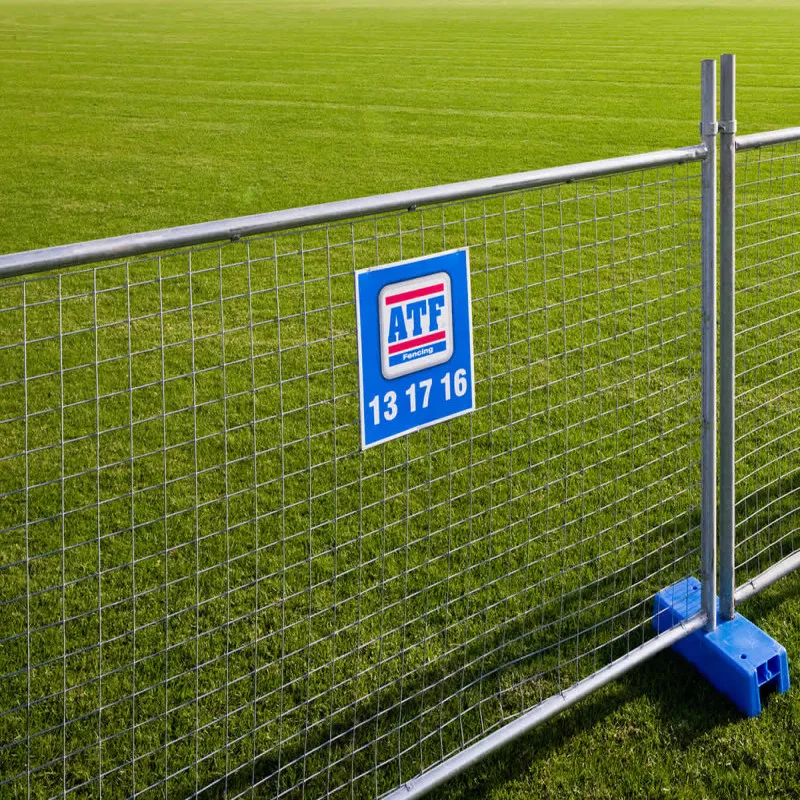 Portable galvanized iron chain link temporary fence panel