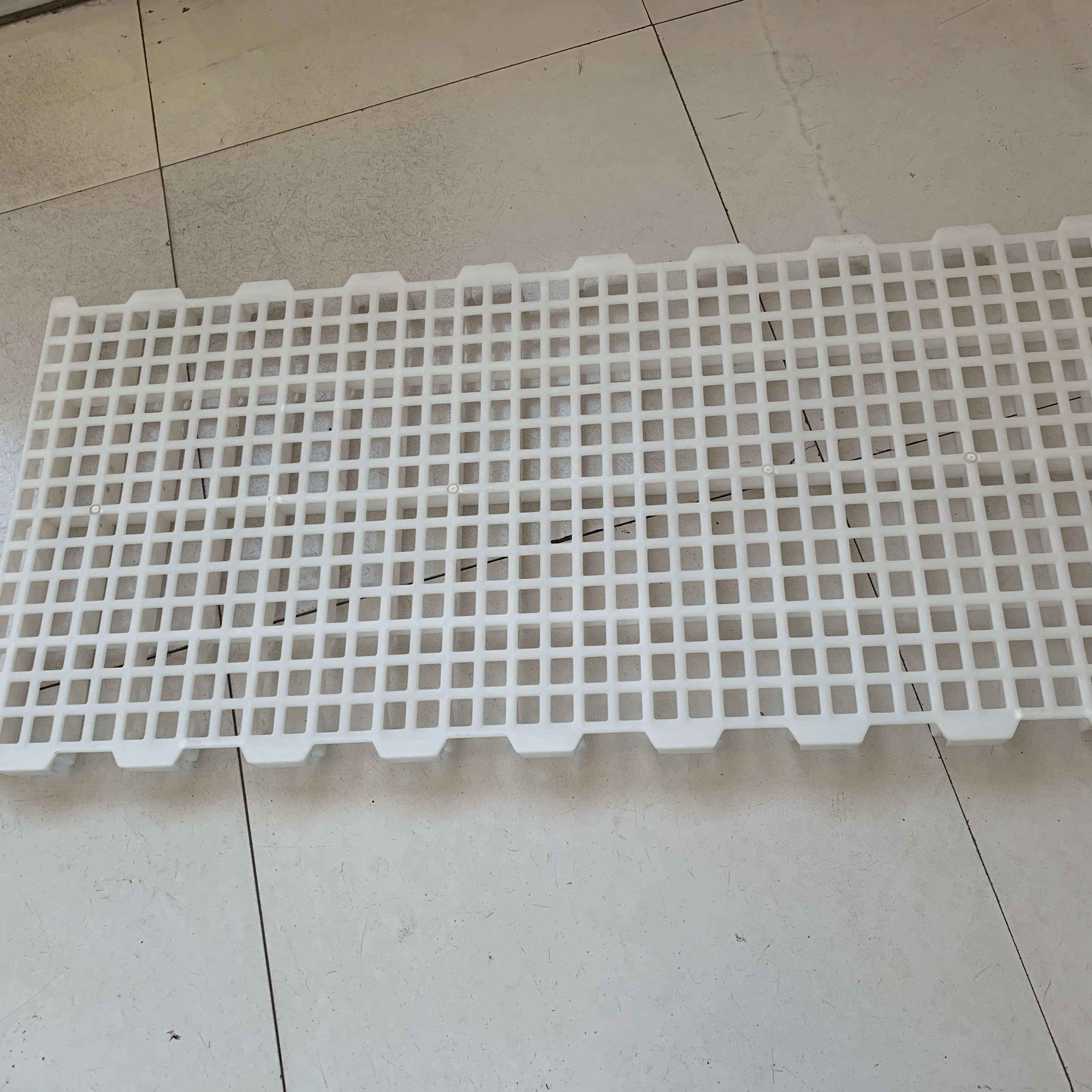 chicken flooring