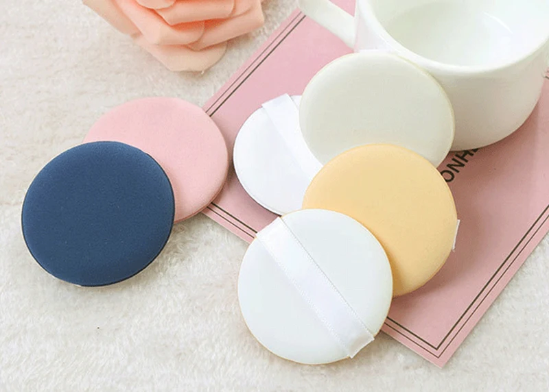 Бесплатный образец, мини многоразовая бархатная сатиновая косметическая губка, пушистая пуховка для макияжа, пуховка для косметики и губка для лица