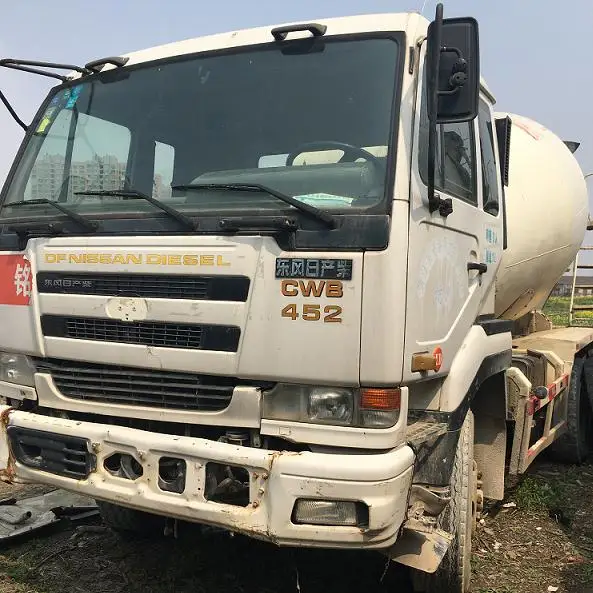 Used Japan brand UD CWB 459 truck mixer, second hand concrete mixer machine for sale