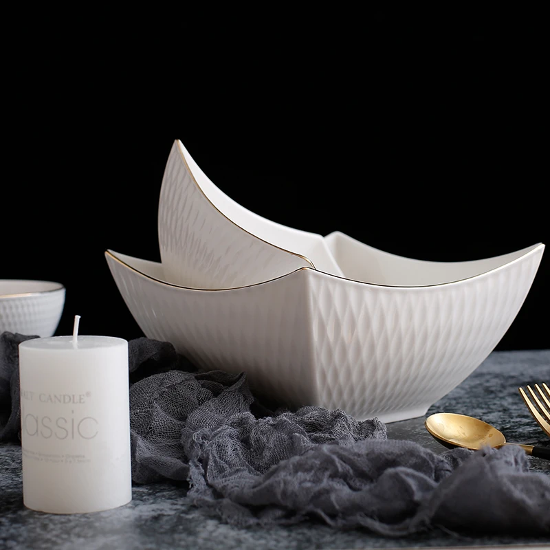 Ceramic White Embossed Bone White Fine Porcelain Round Dinnerware Set With Gold Rim