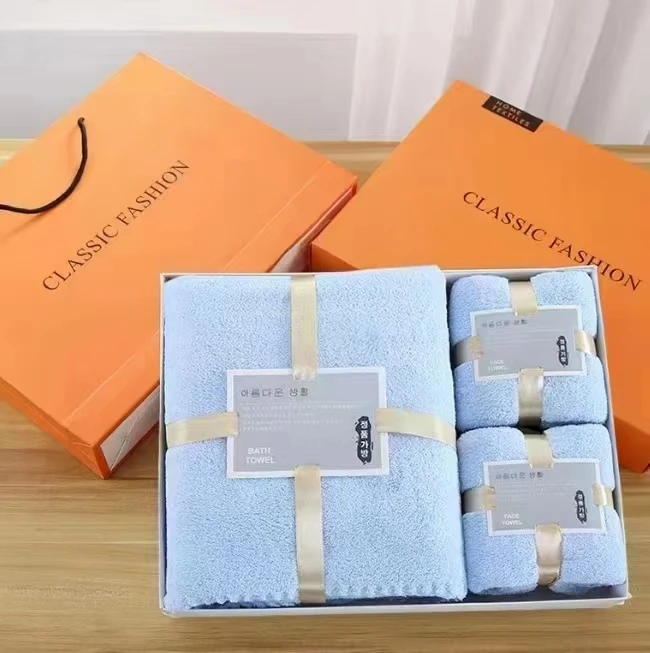Custom Hot Sell Coral Fleece Towel Gift Box Set High Density Absorbent Soft Coral Fleece Bath Face Towel Promotional Gift Sets