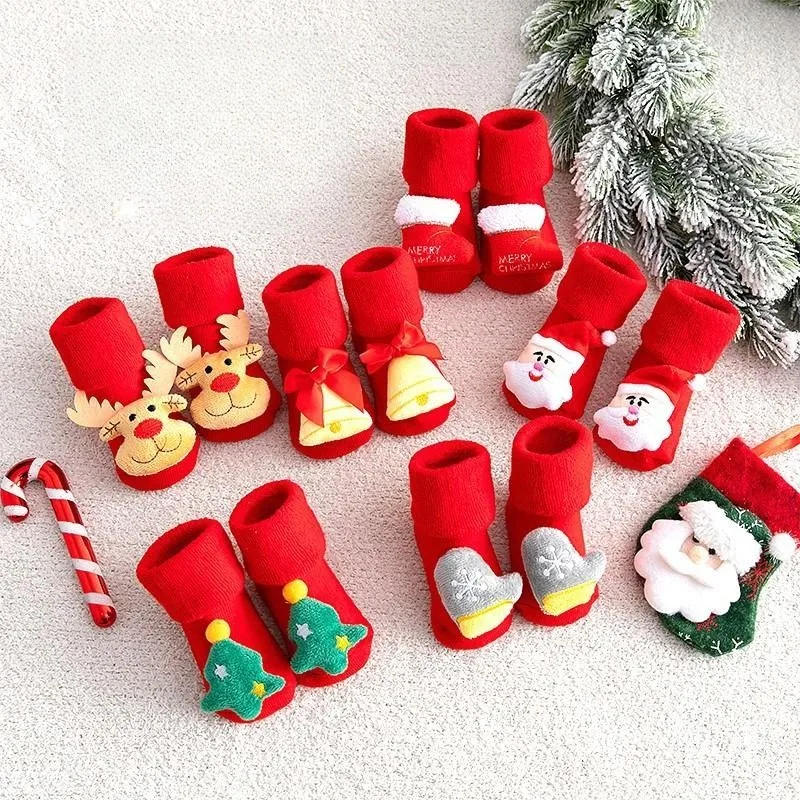 Kids Winter Anti Slip Warm Red Socks Santa socks with Rubber Spots Christmas Stocking Christmas Socks for Baby