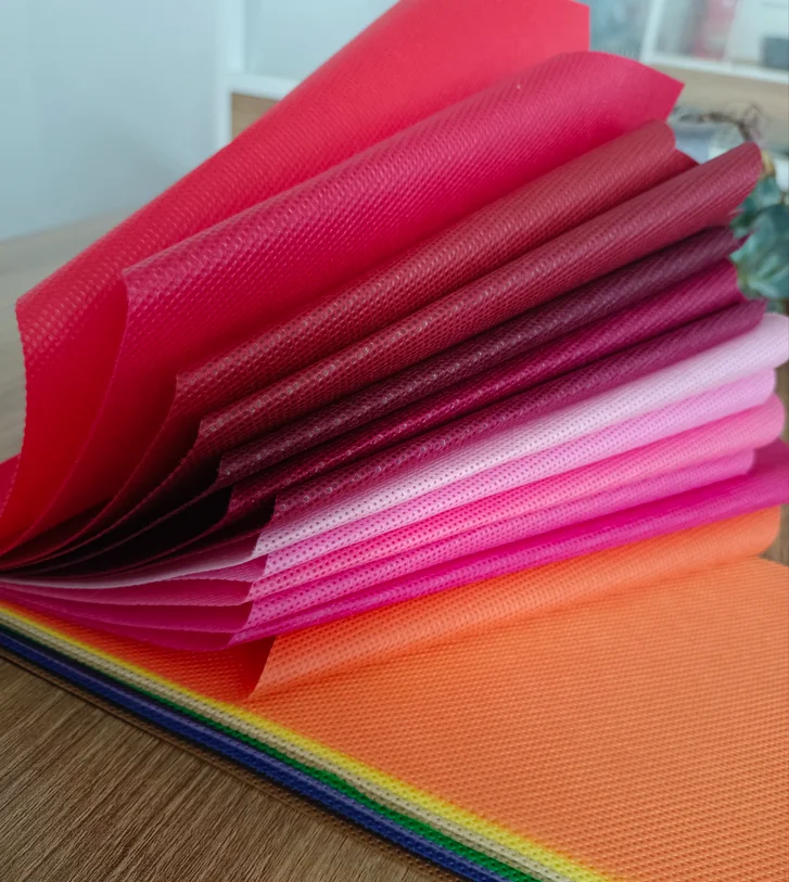 Customized Color Spun-bonded Non Woven Fabric 100% Pp Spunbonded Non-woven Fabric