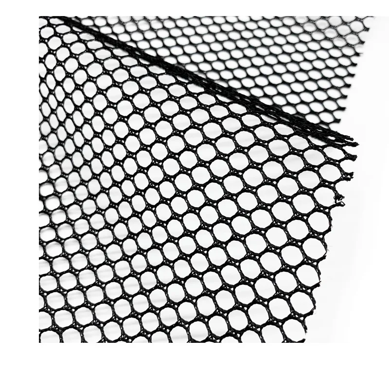 Durable and Comfortable K114 Diamond Mesh Breathable Luggage Tent Mosquito Netting Woven for Both Men and Women
