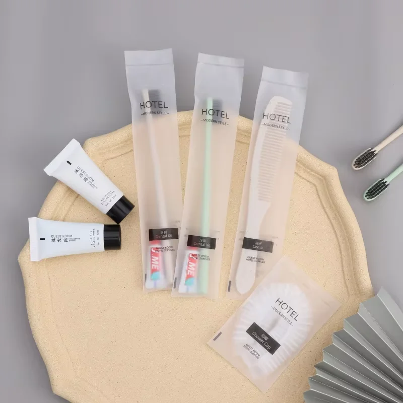 Wholesale toothbrushes 2-in-1 hotel homestay toiletries combs Hotel Toilet Set