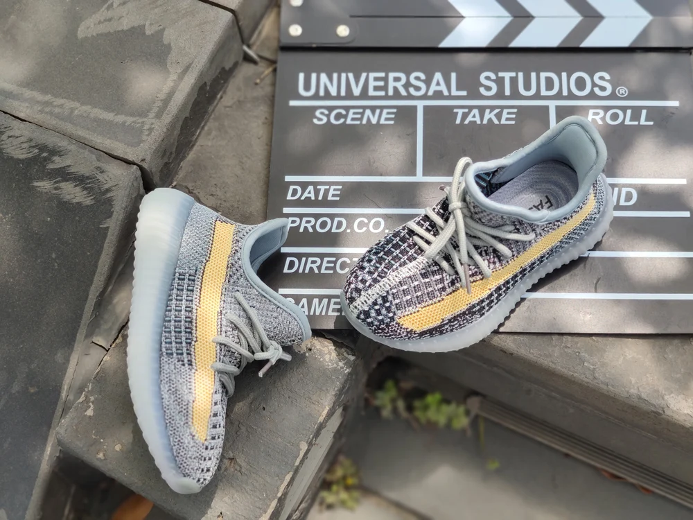 Кроссовки Yeezy из ткани с мягкой подошвой, удобные дышащие кроссовки со шнуровкой для мальчиков и девочек