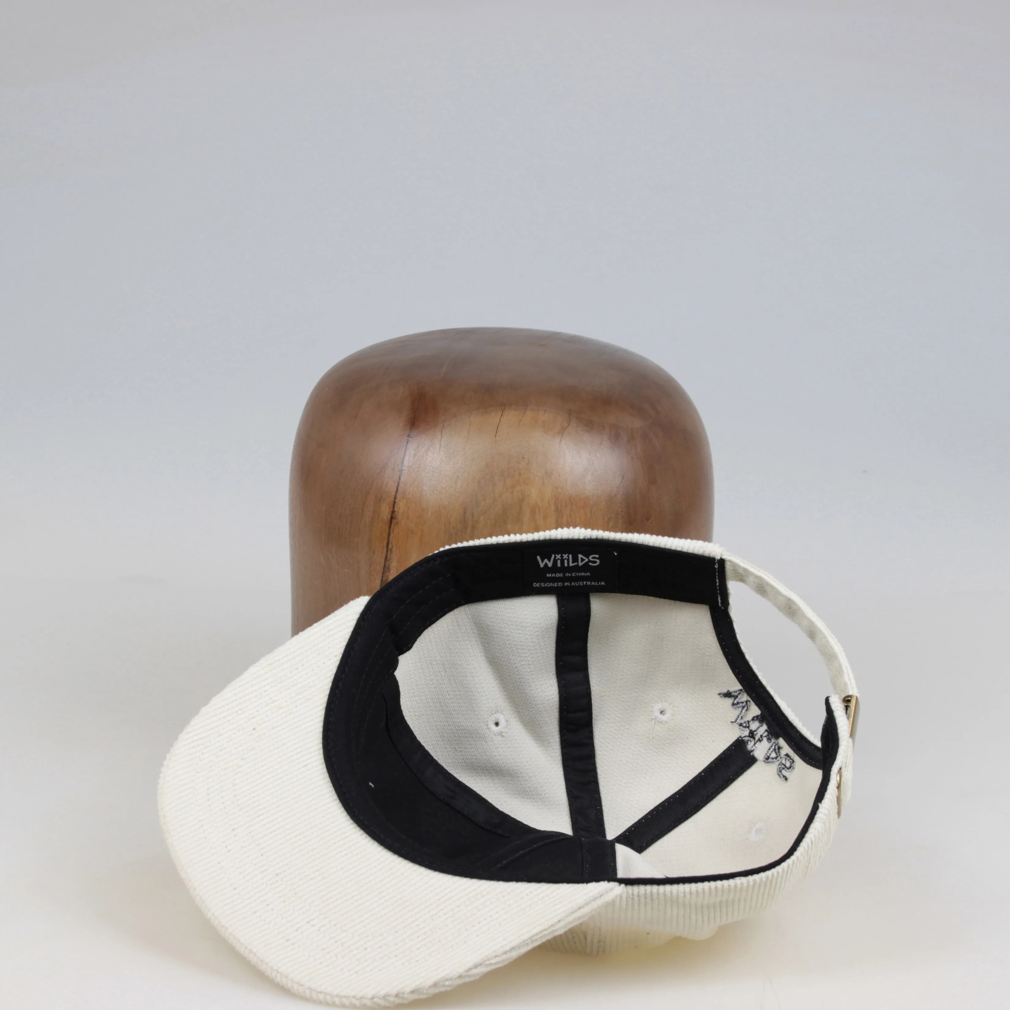 Designer snapback cap,custom sports 6 panel hat cotton truck cap with 3D Embroidery