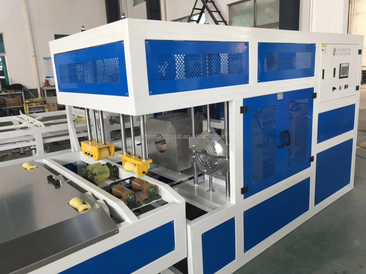 Greenlandplast, автоматическая машина для склеивания труб из ПВХ