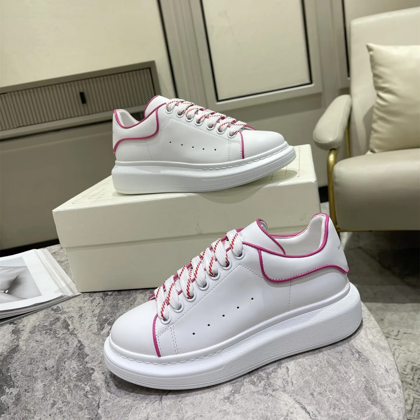 2022  Luxury Designer Famous Brands Fashion shoes Sneakers