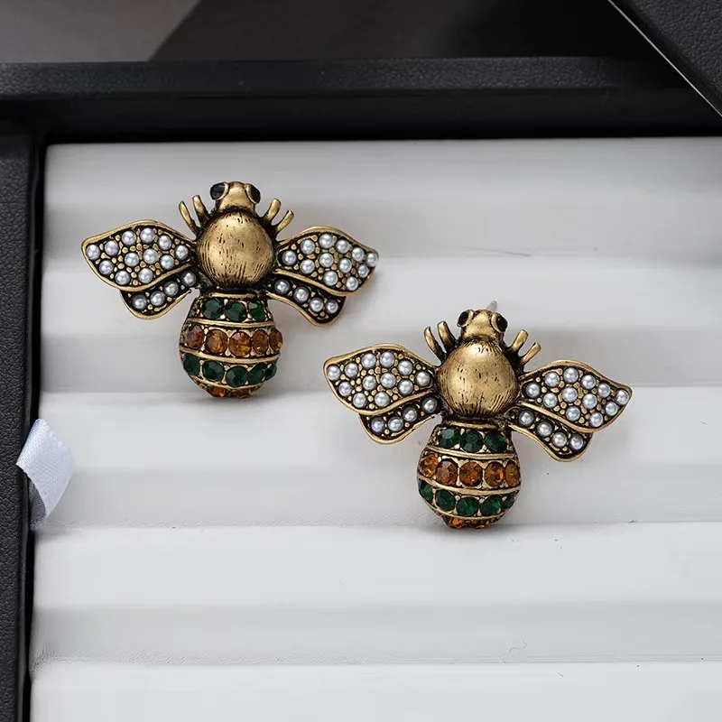 retro vintage jewelry palace court style luxury women accessories creative pearl tiny bumble bee stud earring