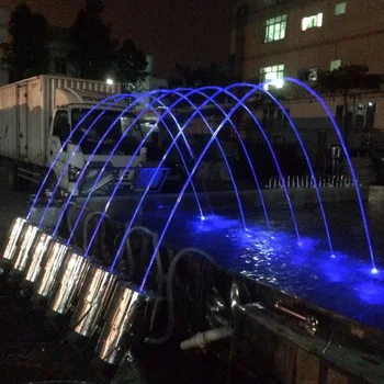 Заводской цветной водоструйный фонтан ламинар