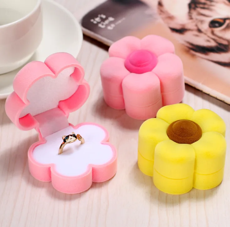 Multiple styles Velvet Gift Box Jewelry Ring Display Earrings Necklace Velvet Shell Rose Shape Jewel Proposal Wedding Box
