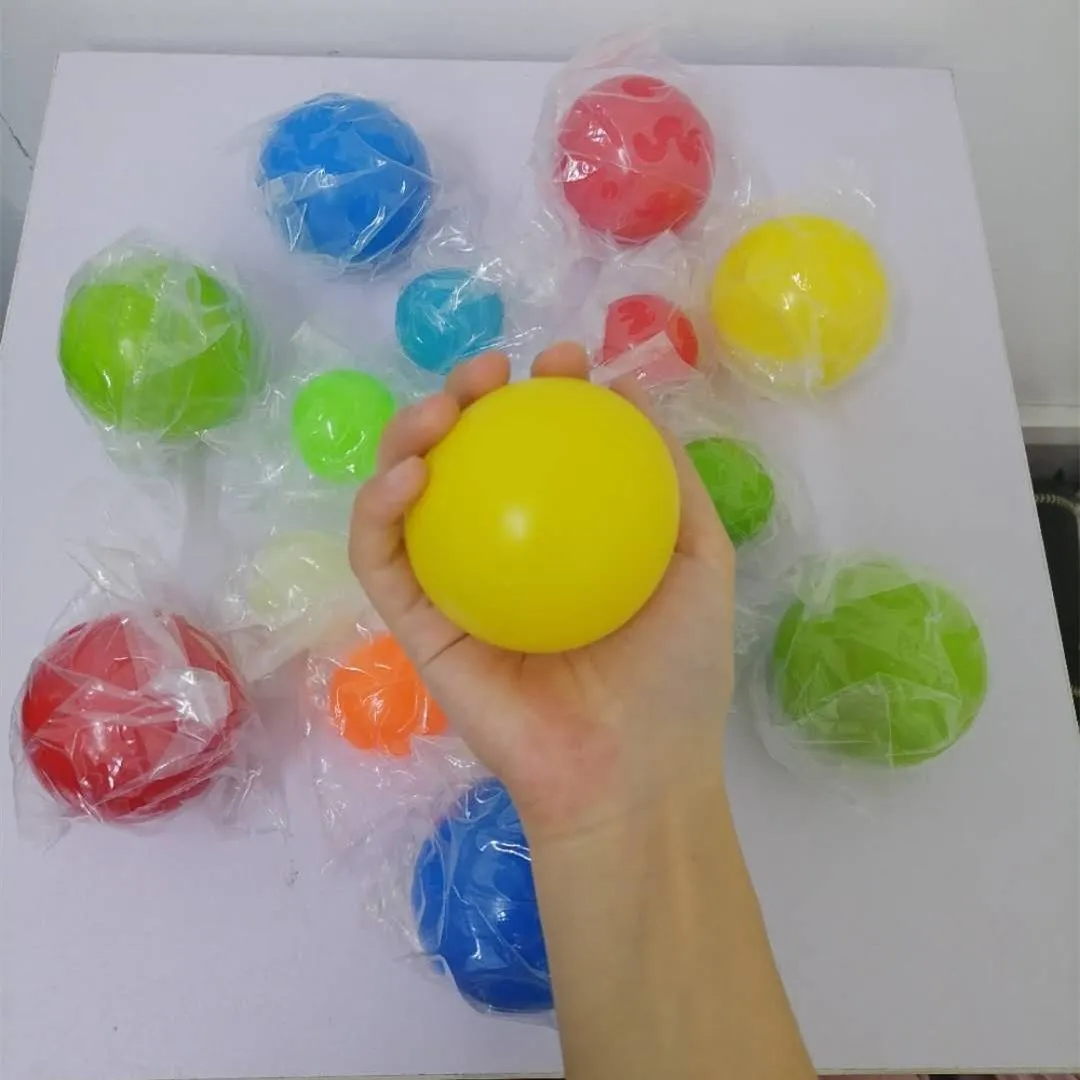 
TikTok Hot Decompression Fidget Toys 4.5cm Glow in the Dark Anti Stress Wall Ceiling Magic Sticky Ball 