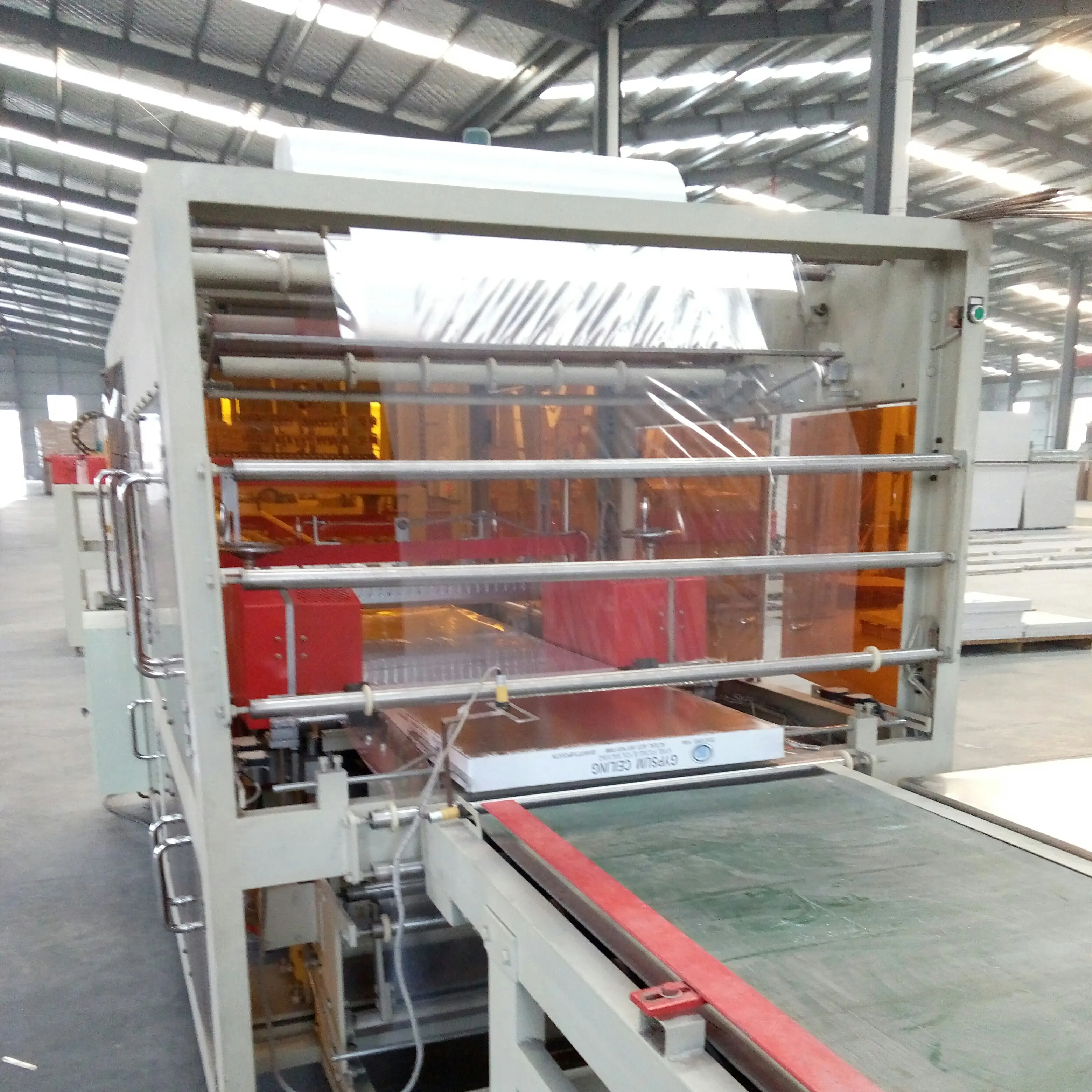 Gypsum ceiling tiles production machine.Gypsum ceiling equipment