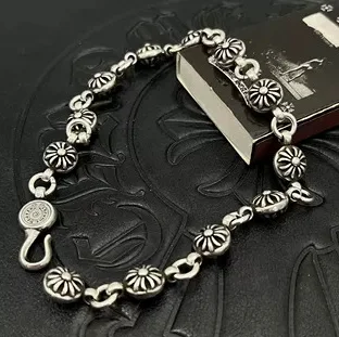 Crocus Heart Vintage Chunky Bracelet Dice Scout Flower Cross Flower Ball Full Flower with Diamonds Gold Bracelet Hand Jewelry