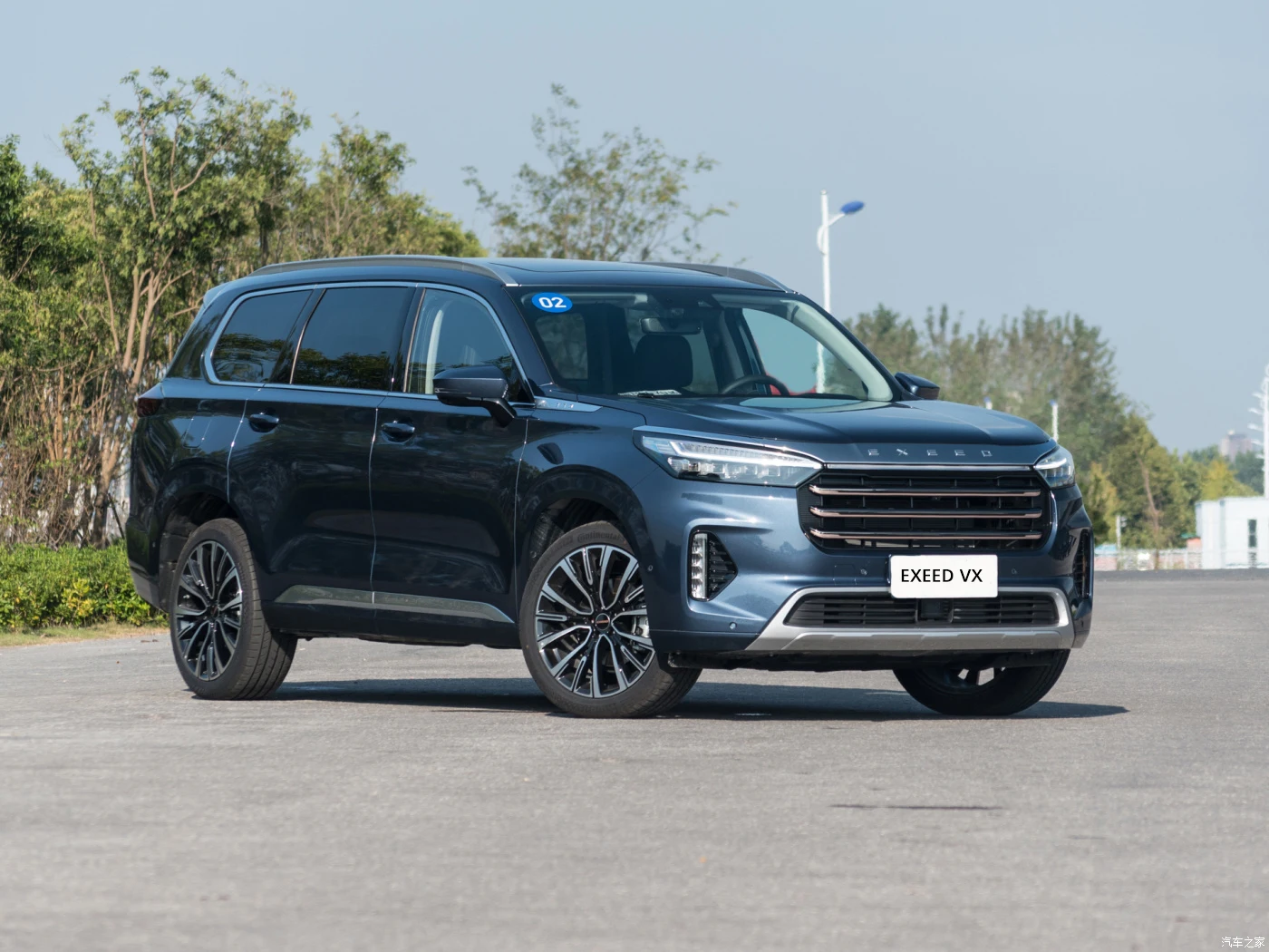 EXEEO VX Range Rover среднего размера внедорожник на топливе 5-дверный 7-местный автомобиль SUV2.0T261 лошадиные силы